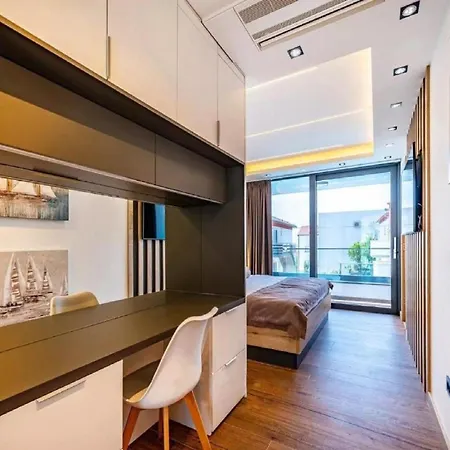 Alpha - Four Bedroom With Swimming Pool Villa Rab Town